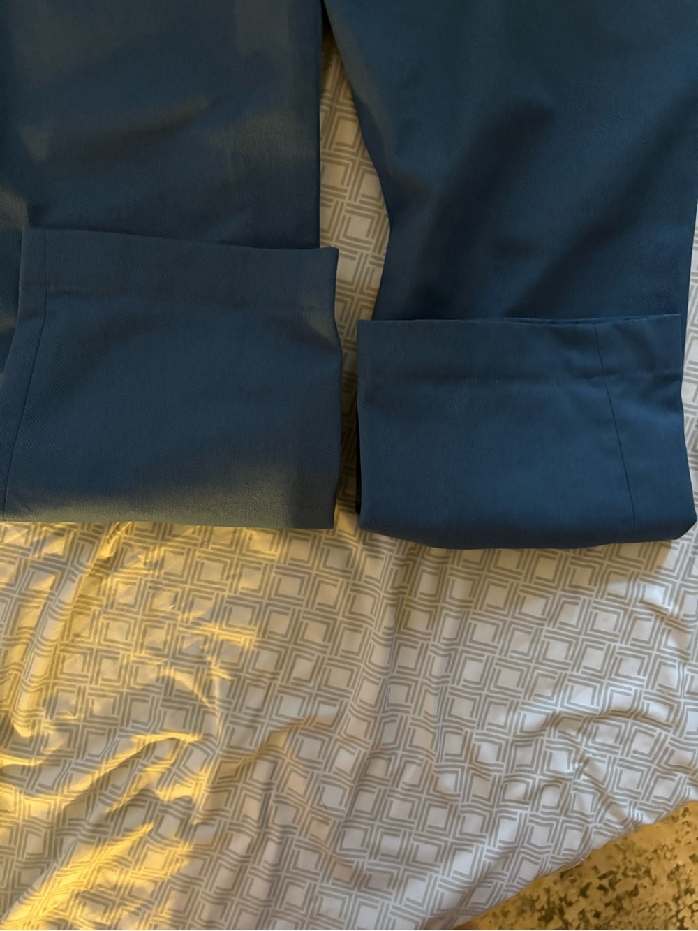 Imogine+Willie Men’s Oceanside Relaxed Fit Blue Chinos Size 34 EUC - Picture 11 of 11